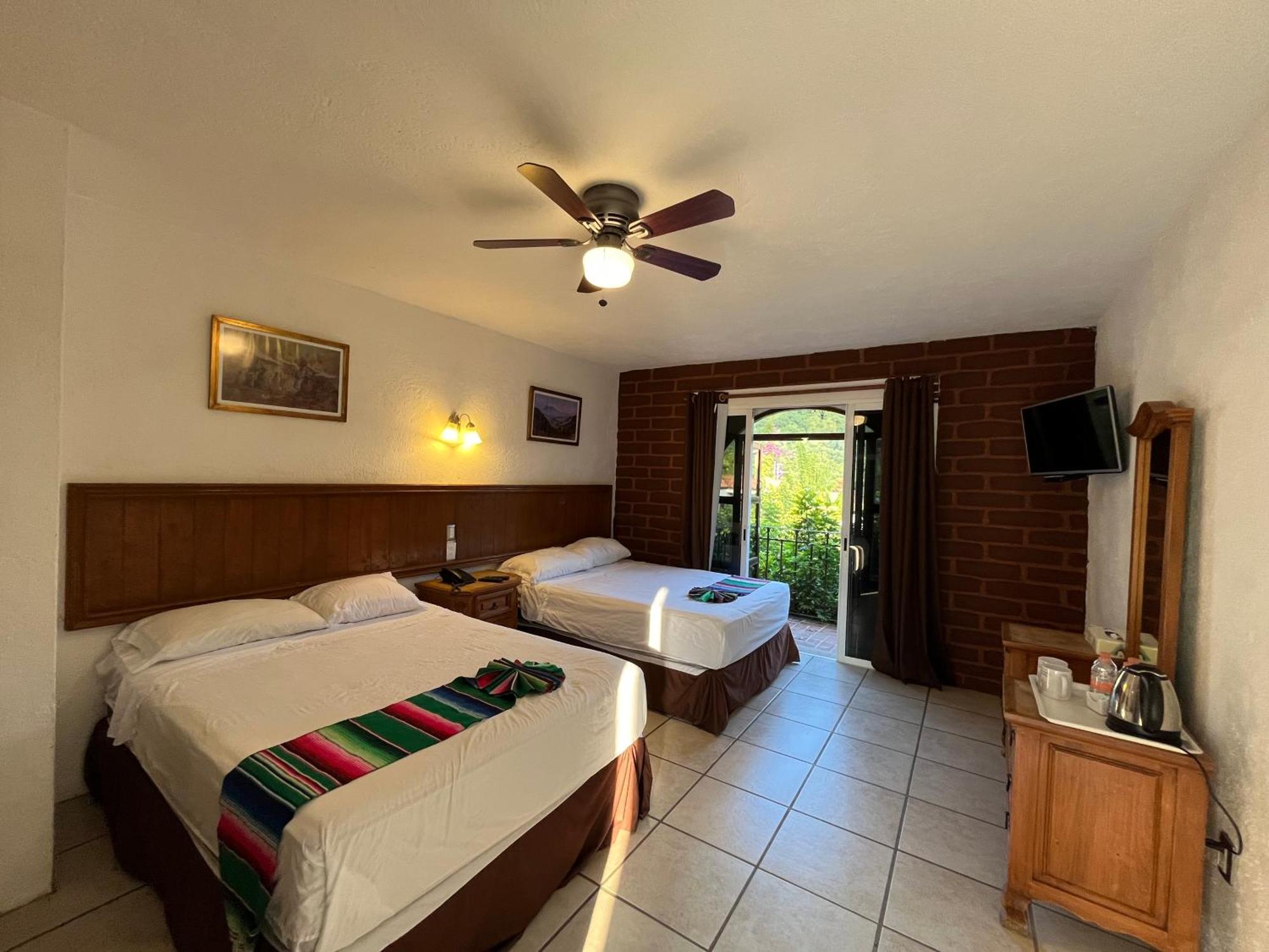 Hotel Hacienda Ventana Del Cielo تيبوزتلان المظهر الخارجي الصورة